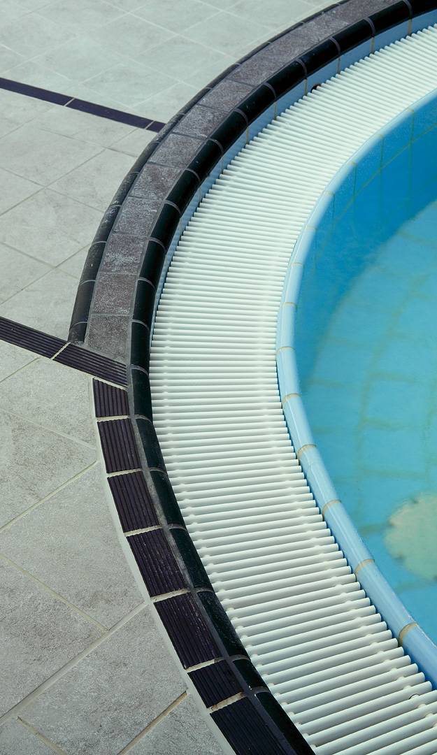 Плитка для бассейна: плюсы и минусы, требования к материалам, разновидности и идеи декора