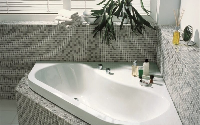 Угловая чугунная ванна: особенности выбора, асимметричные и стандартные формы