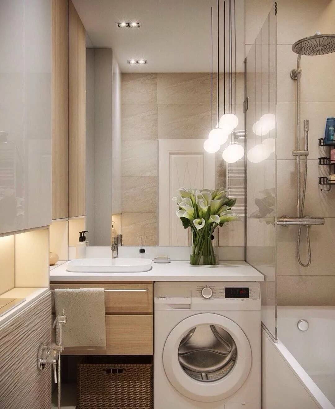 Дизайн-фото маленькой ванной комнаты и малогабаритные интерьеры