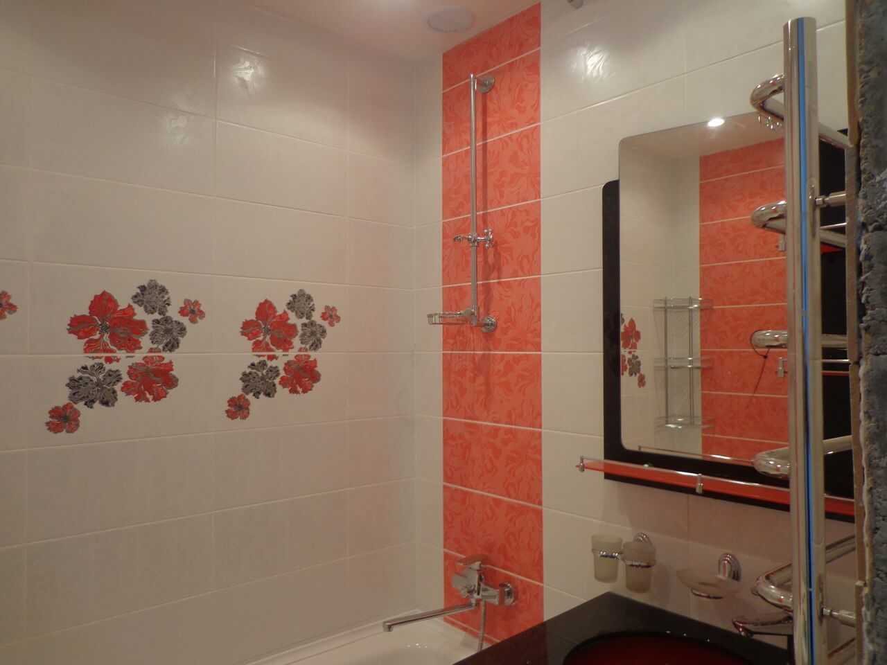 Дизайн маленькой ванной комнаты: 140+ фото идей интерьера