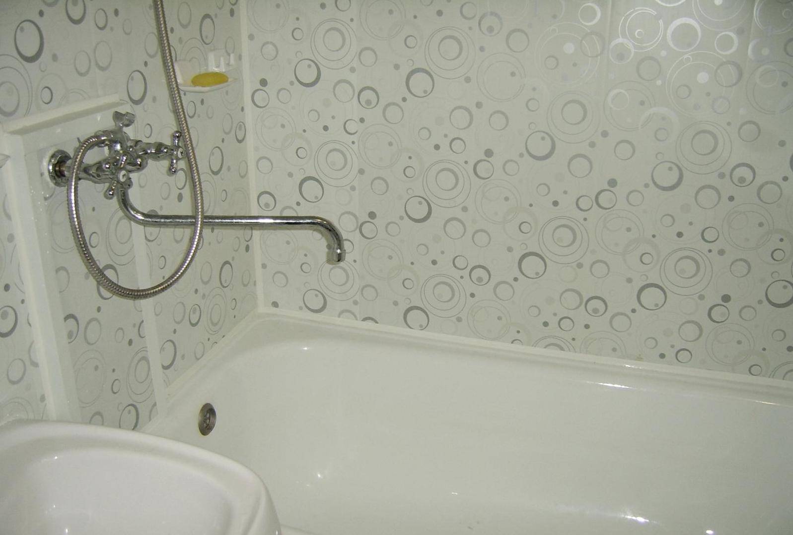 Как установить пластиковые панели для ванной: особенности монтажа / интерьерные штучки