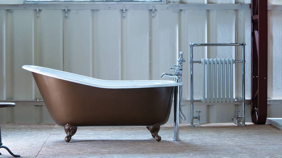Как выбрать хорошую чугунную ванну: рейтинг лучших производителей