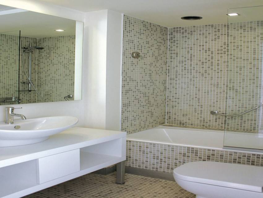 Мозаика в ванной своими руками - облицовка мозаикой в ванной (+фото) - vannayasvoimirukami.ru