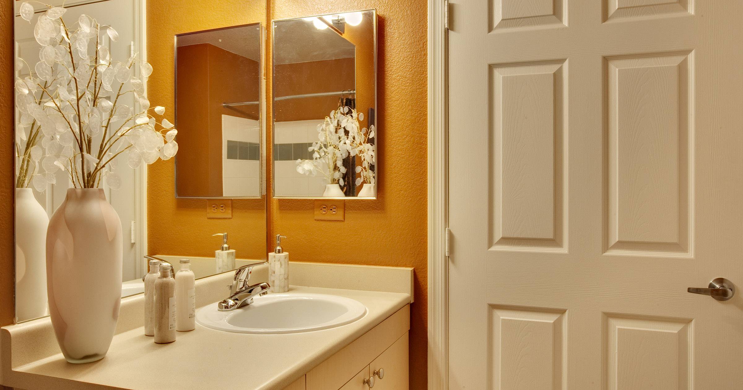 Двери для ванной комнаты: какие лучше выбрать | ремонт и дизайн ванной комнаты